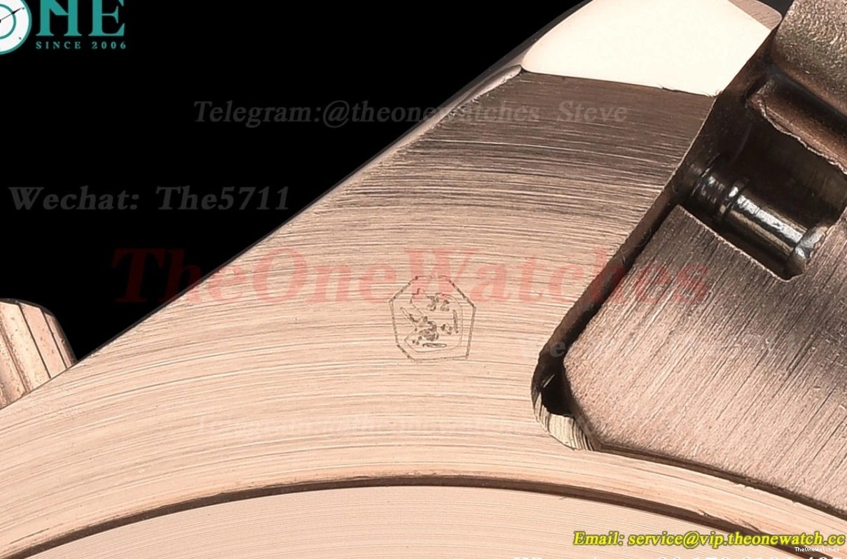 Black RG 40mm A3836 RG Gold Daytona GDF 0101